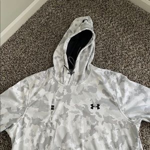 Under Armour Hoodie